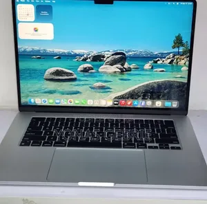 New Laptop Apple MacBook 24GB Apple M3 SSD 512GB
