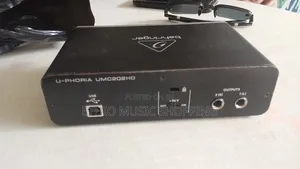Behringer U-phoria Umc202hd