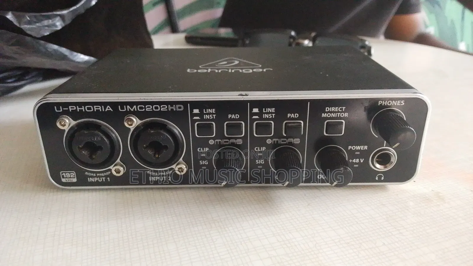 Behringer U-phoria Umc202hd