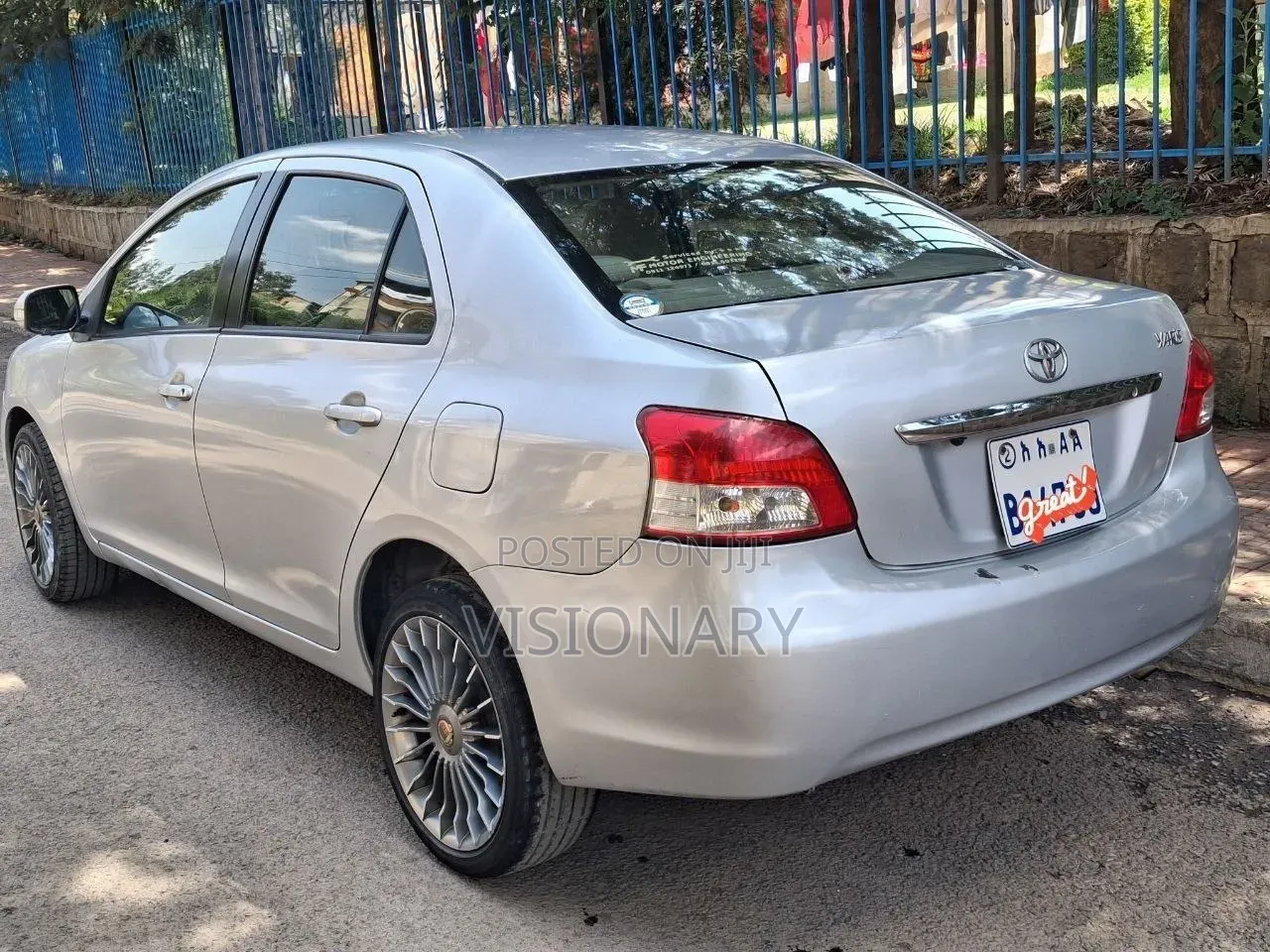Toyota Belta 2010 Silver