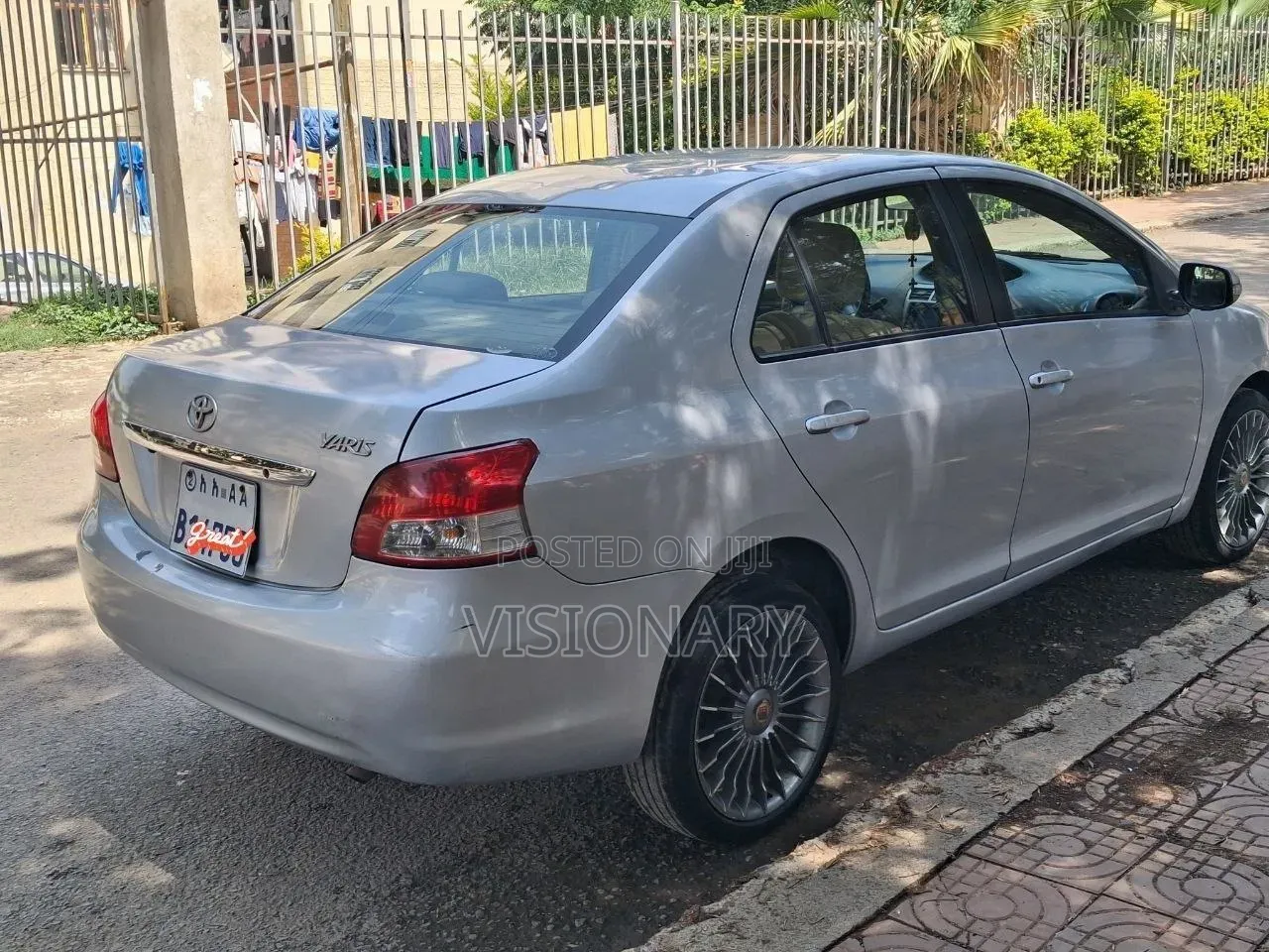 Toyota Belta 2010 Silver