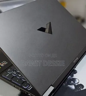 New Laptop HP 16GB AMD Ryzen 7 SSD 512GB