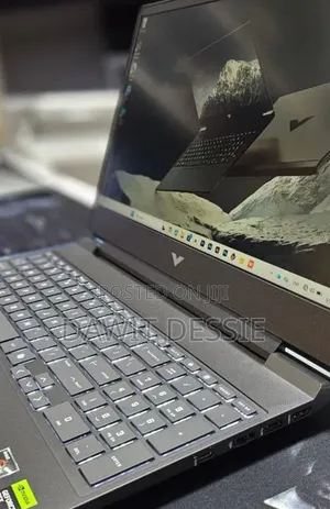 New Laptop HP 16GB AMD Ryzen 7 SSD 512GB