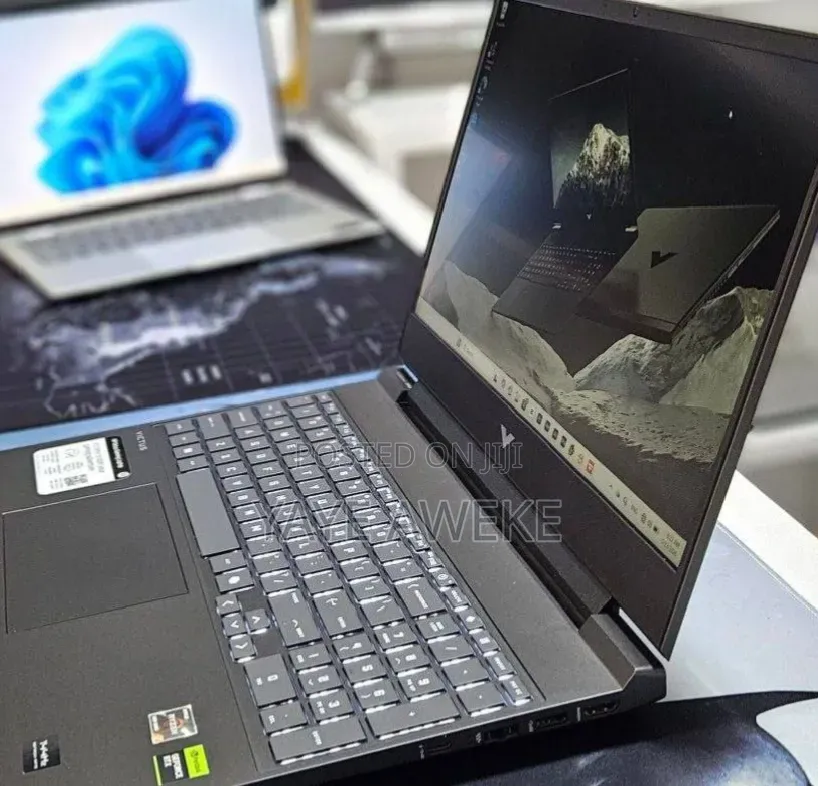 New Laptop HP 16GB AMD Ryzen 7 SSD 512GB