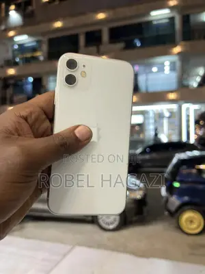 Apple iPhone 11 128 GB White