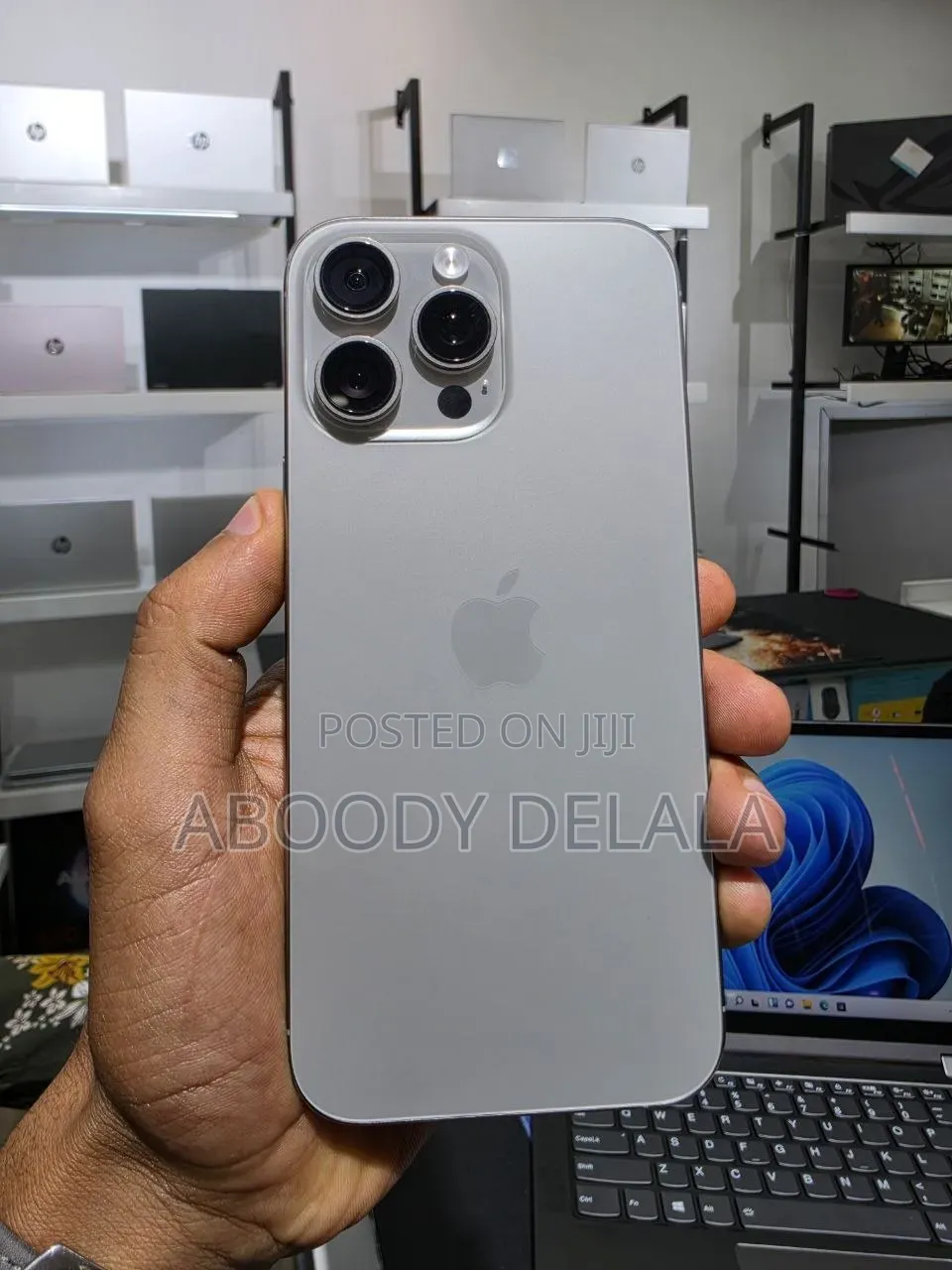 New Apple iPhone 16 Pro Max 256 GB Gray