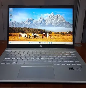 New Laptop HP Pavilion 15 8GB Intel Core i5 SSD 512GB