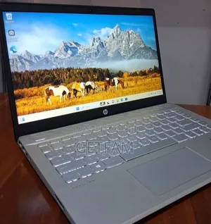 New Laptop HP Pavilion 15 8GB Intel Core i5 SSD 512GB