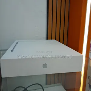 New Laptop Apple MacBook Air 2026 M5 13-inch 16GB Apple M5 SSD 512GB