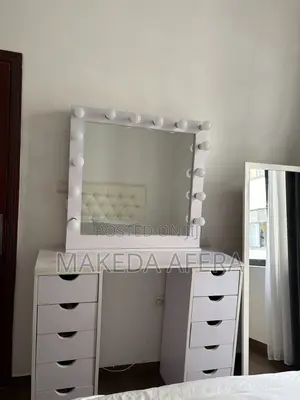 Modern Dressing Table