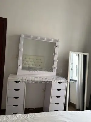 Modern Dressing Table