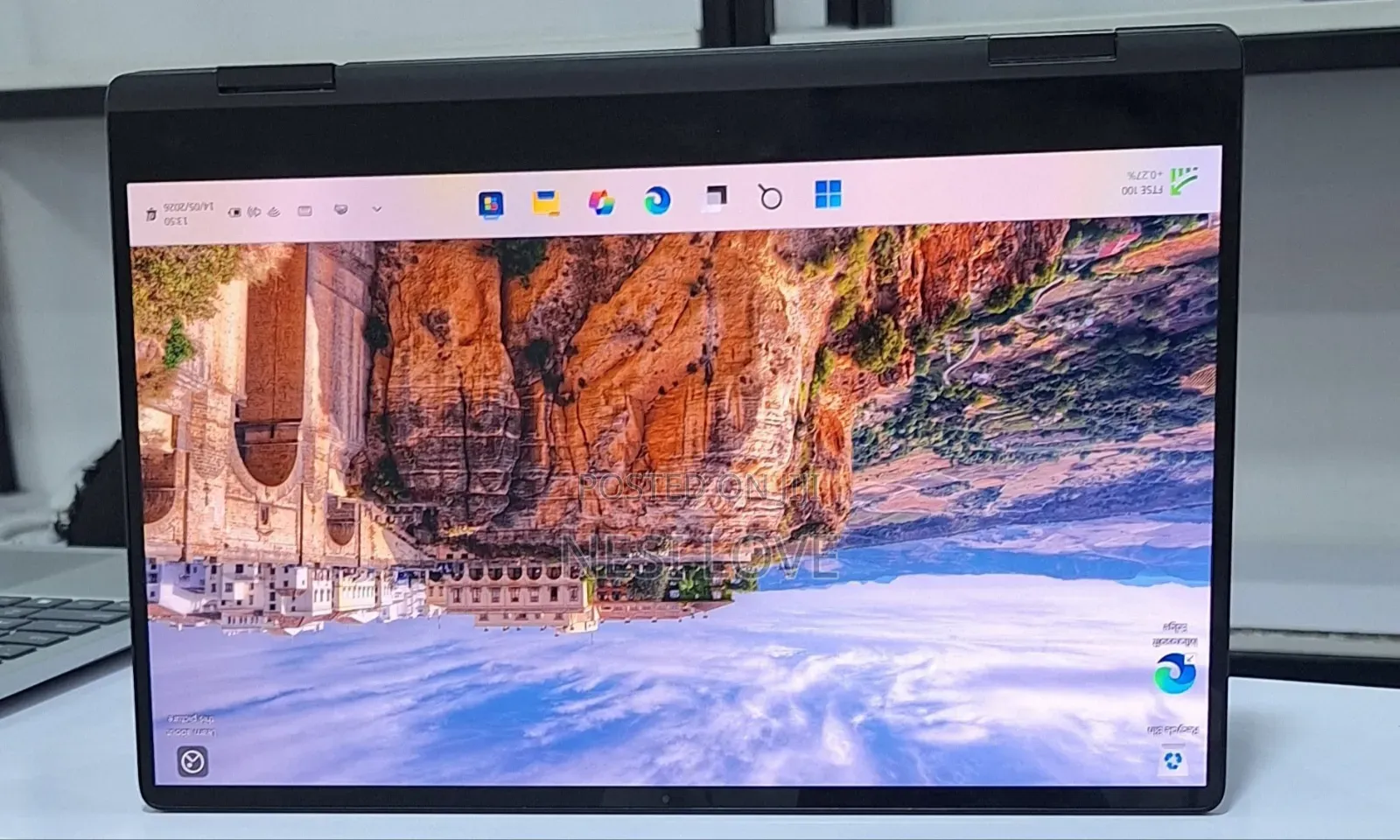 New Laptop Samsung NP-X360 8GB Intel Core i5 SSD 512GB