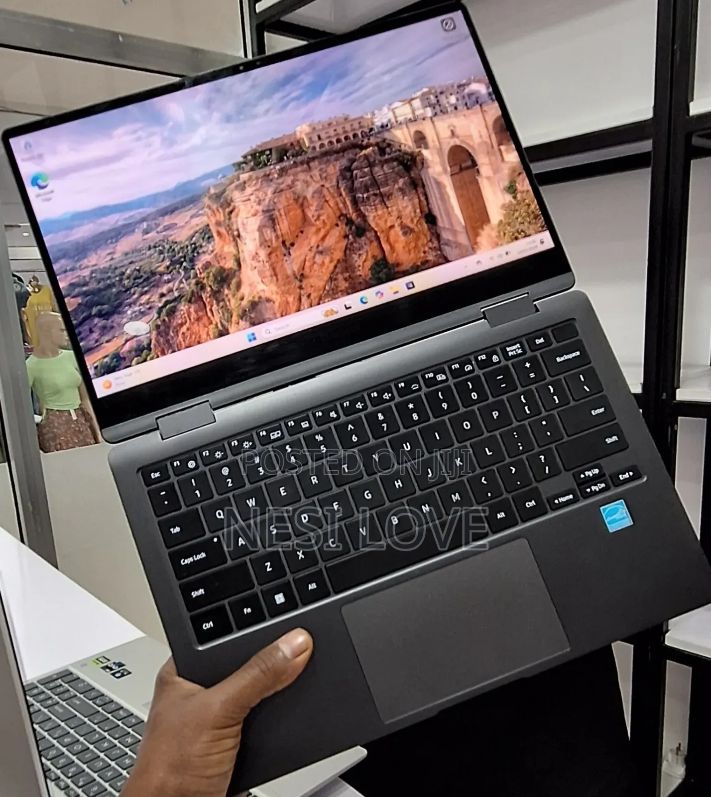 New Laptop Samsung NP-X360 8GB Intel Core i5 SSD 512GB