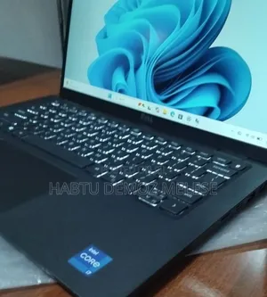 New Laptop Dell Latitude 7420 16GB Intel Core i7 SSD 512GB