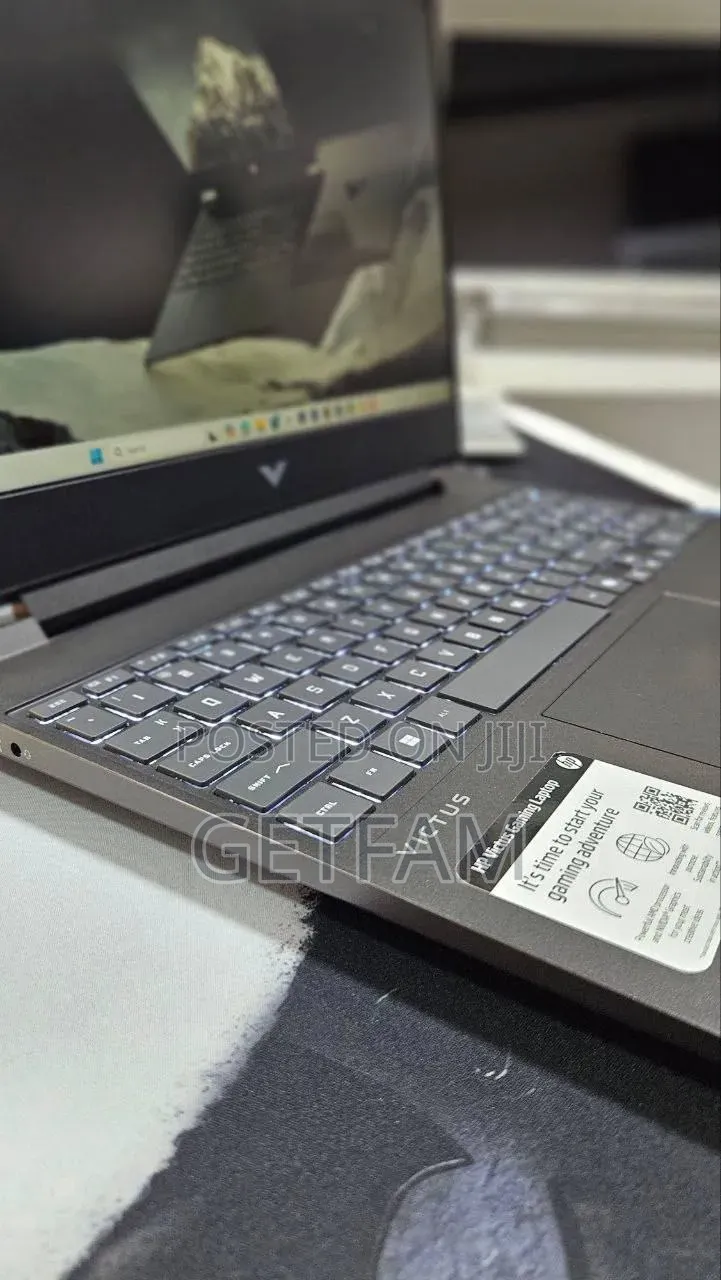 New Laptop HP Victus 15 16GB AMD Ryzen 7 SSD 512GB