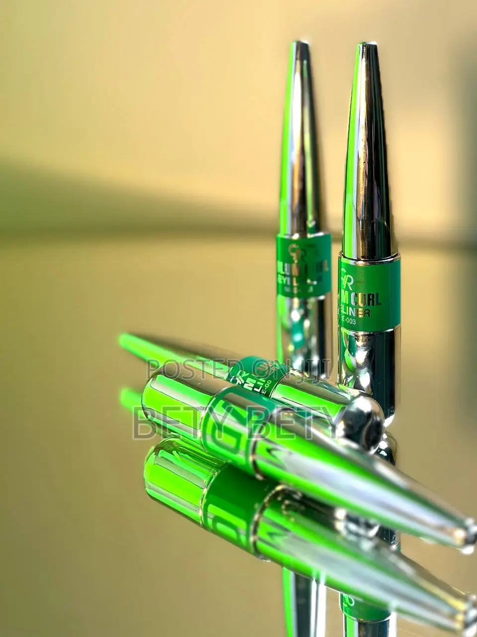 7d Eye Liner
