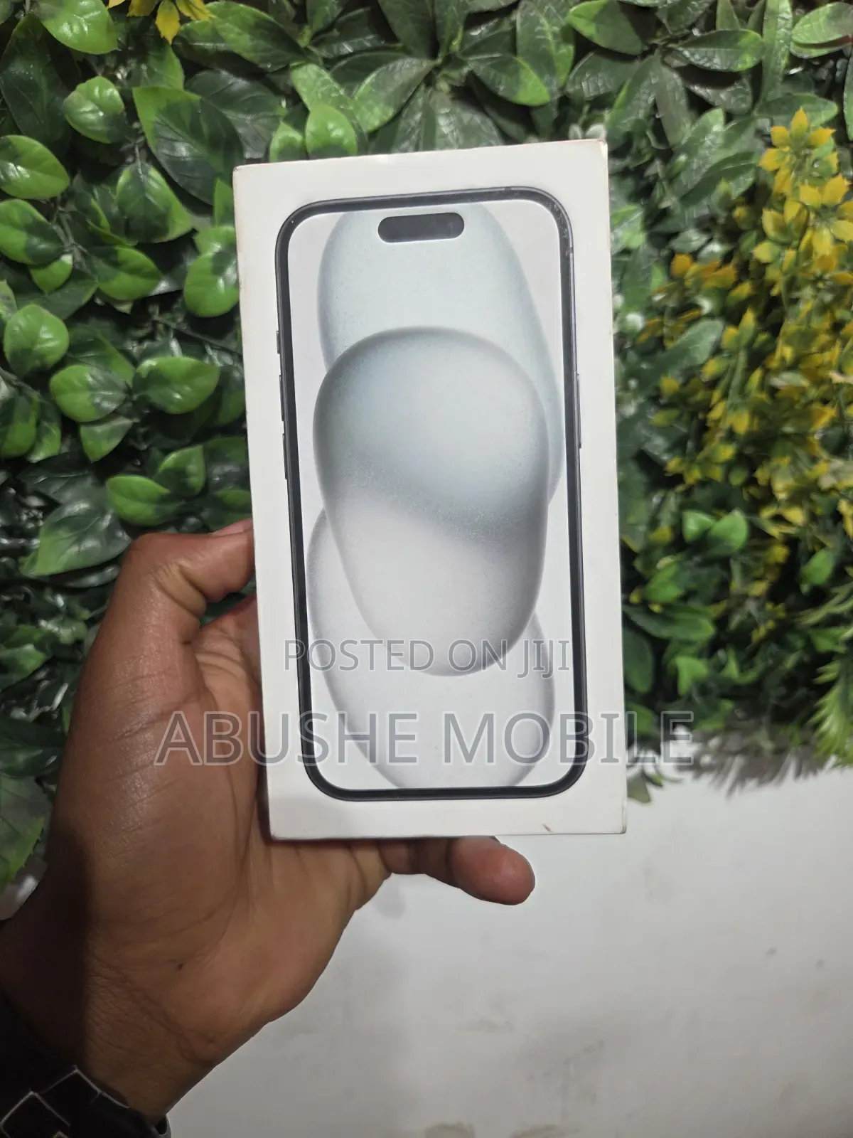 New Apple iPhone 15 128 GB Black