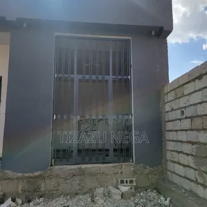 2bdrm House in Realestate, Gurage for sale
