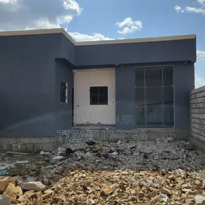 2bdrm House in Realestate, Gurage for sale