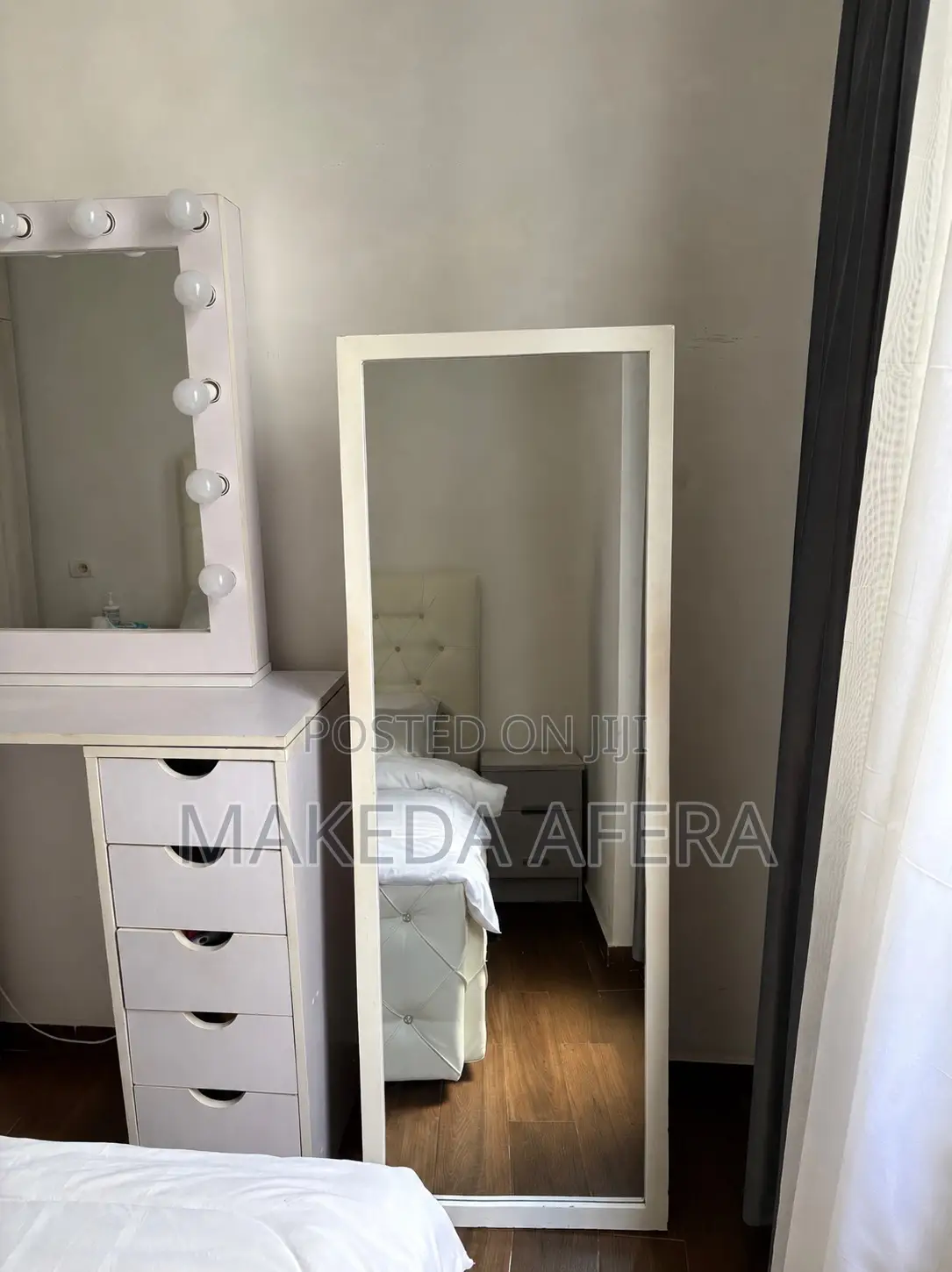 Modern White Mirror