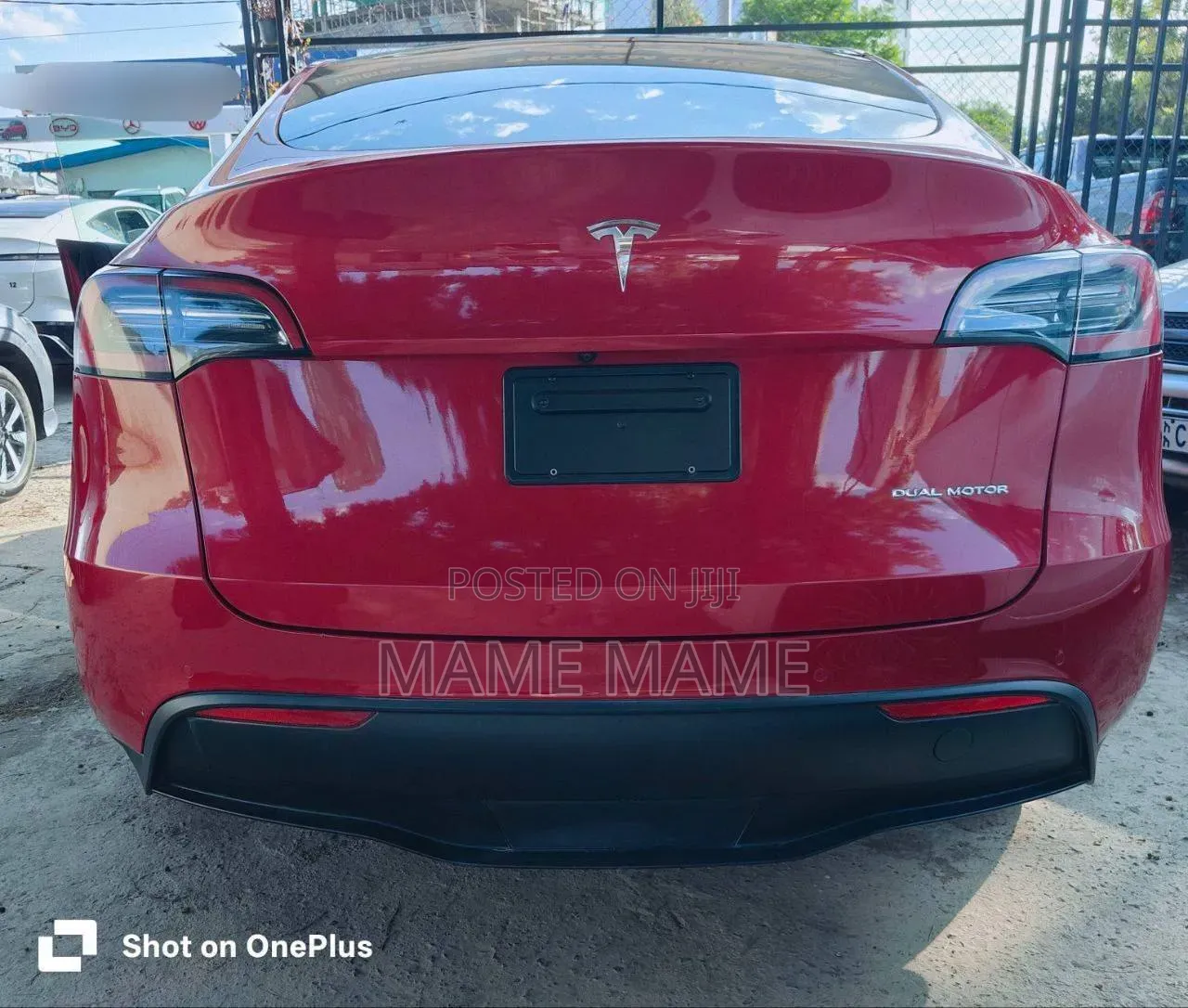 Tesla Model Y 2022 Red