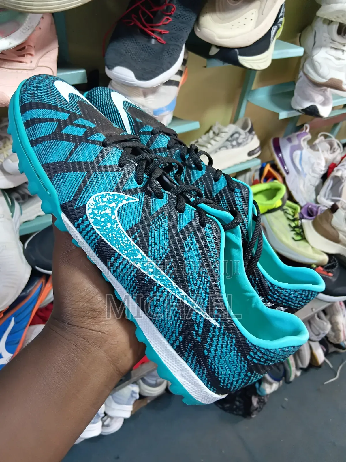 Flat Sport Shoes