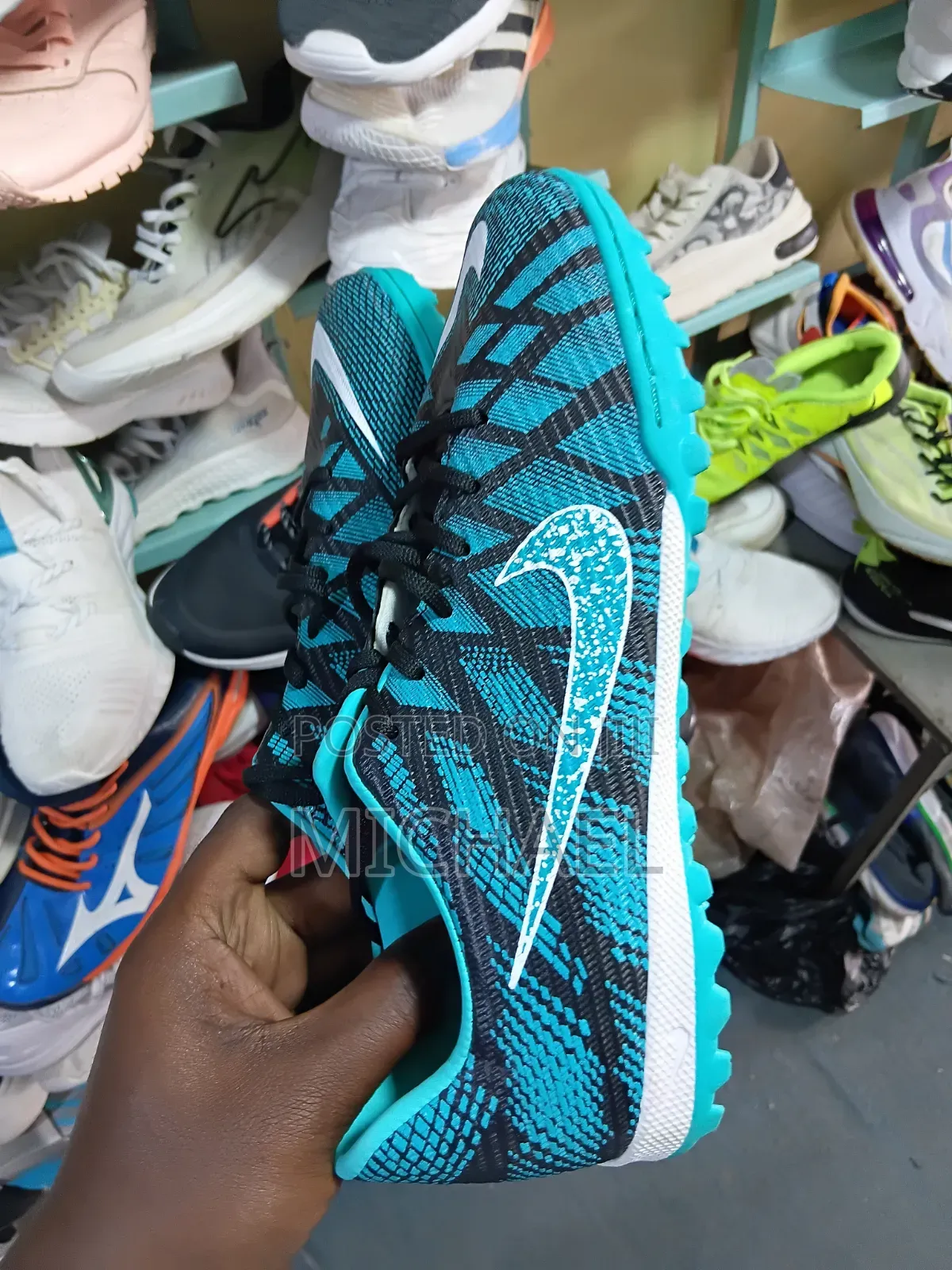 Flat Sport Shoes