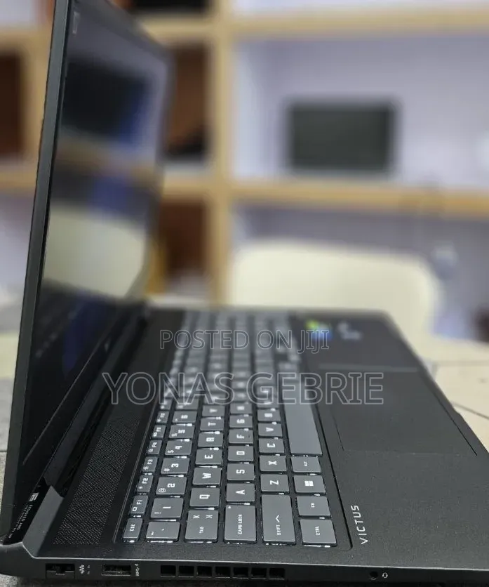 New Laptop HP Victus 16 32GB Intel Core i7 SSD 1T