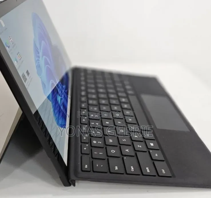 New Laptop Microsoft Surface 16GB Intel Core i7 SSD 1T