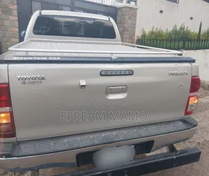 Toyota Hilux 2013