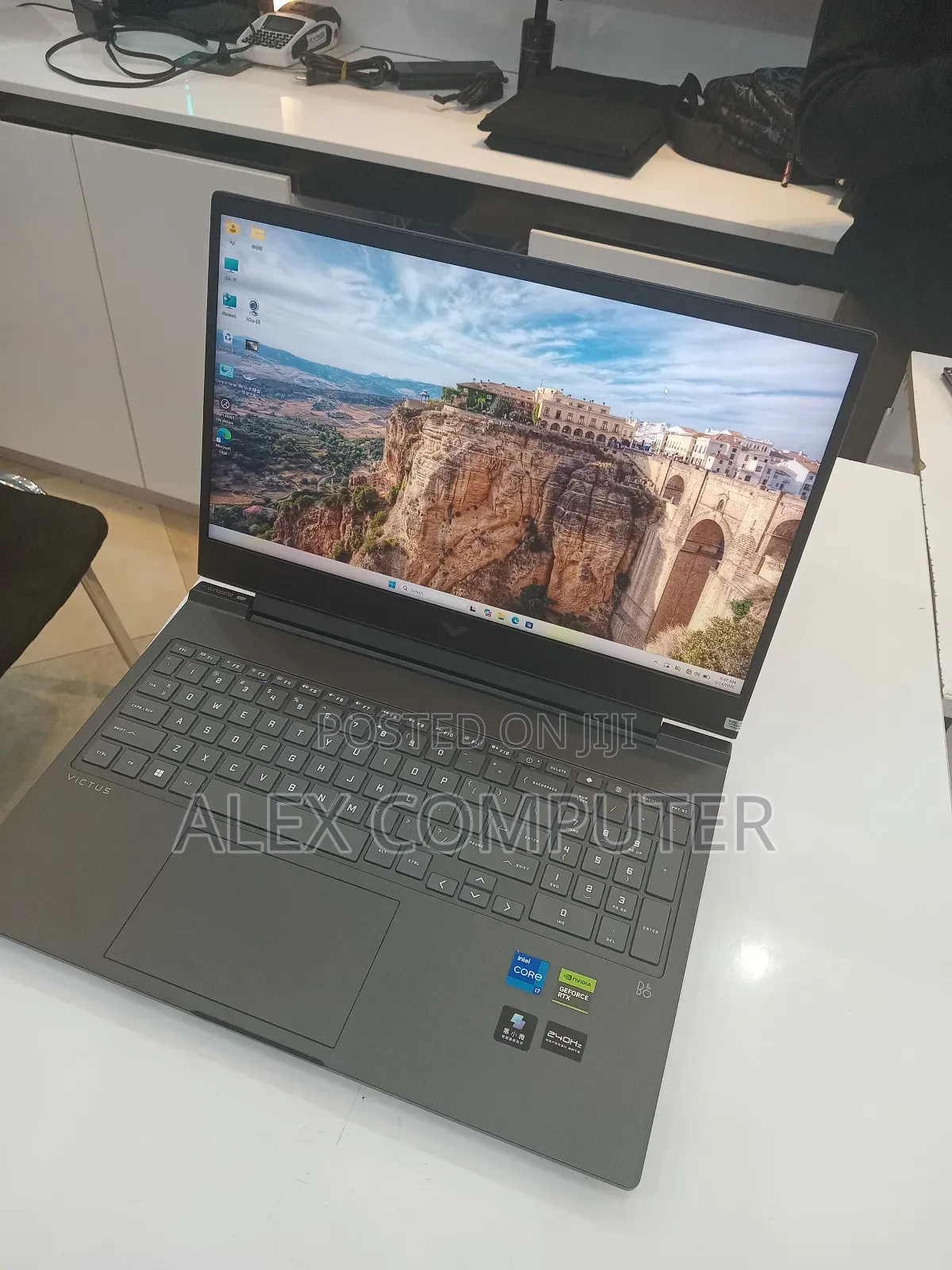 New Laptop HP Victus 16 16GB Intel Core i7 SSD 1T