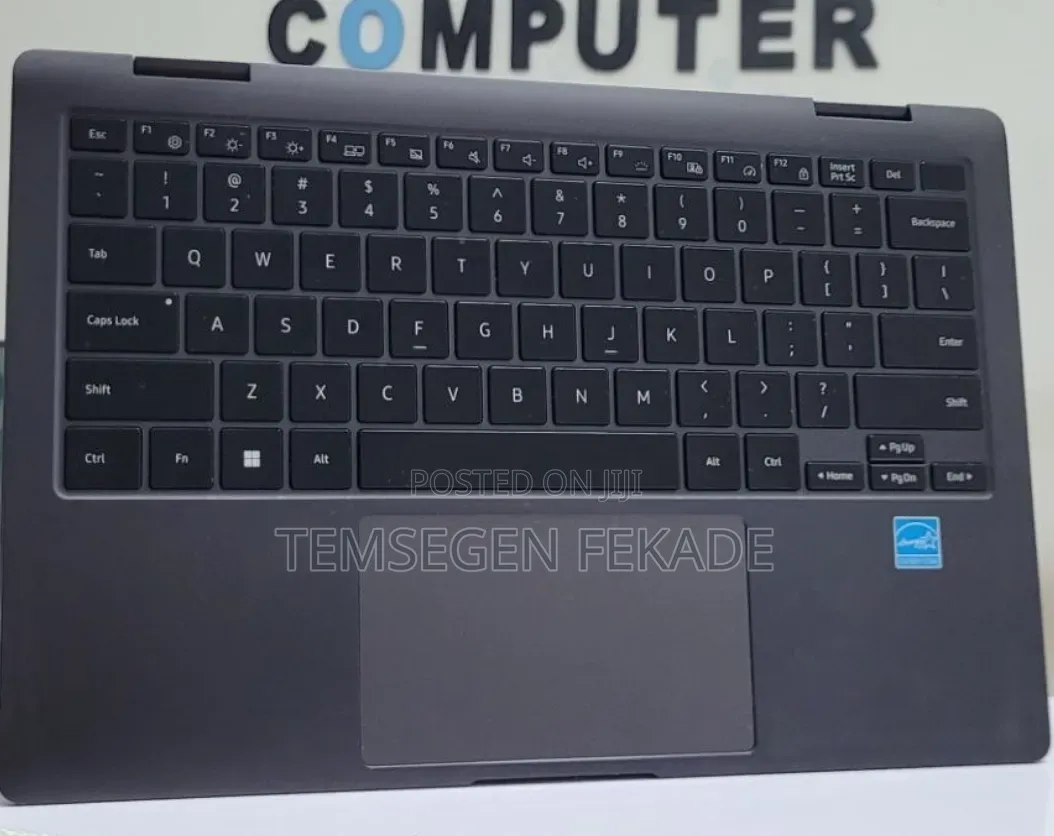 New Laptop Samsung Galaxy Book 2 8GB Intel Core i5 SSD 512GB