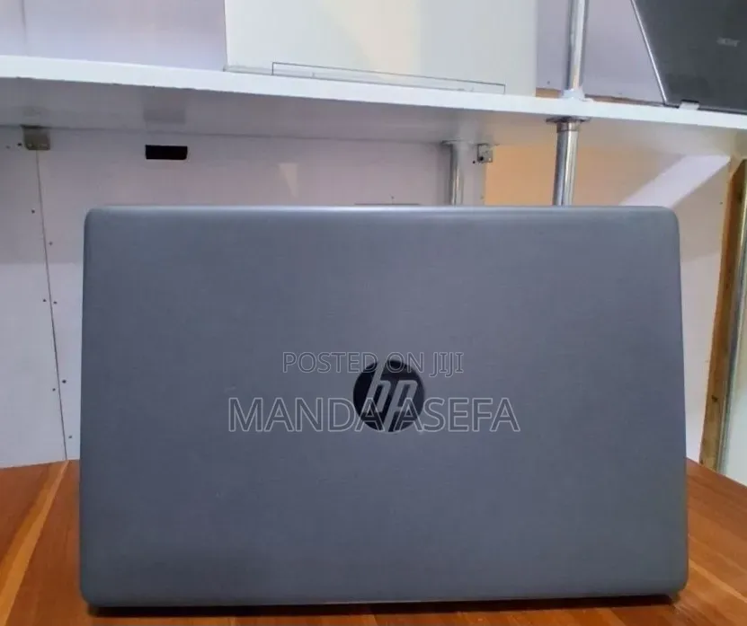 New Laptop HP 250 G7 8GB Intel Core i7 HDD+SSD 256GB