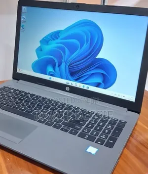 New Laptop HP 250 G7 8GB Intel Core i7 SSD 1T