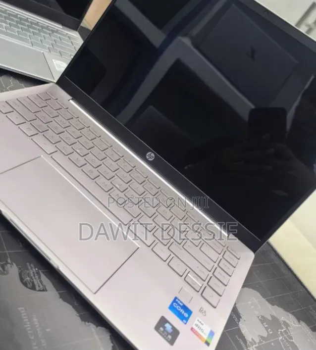 New Laptop HP 16GB Intel Core i5 SSD 512GB