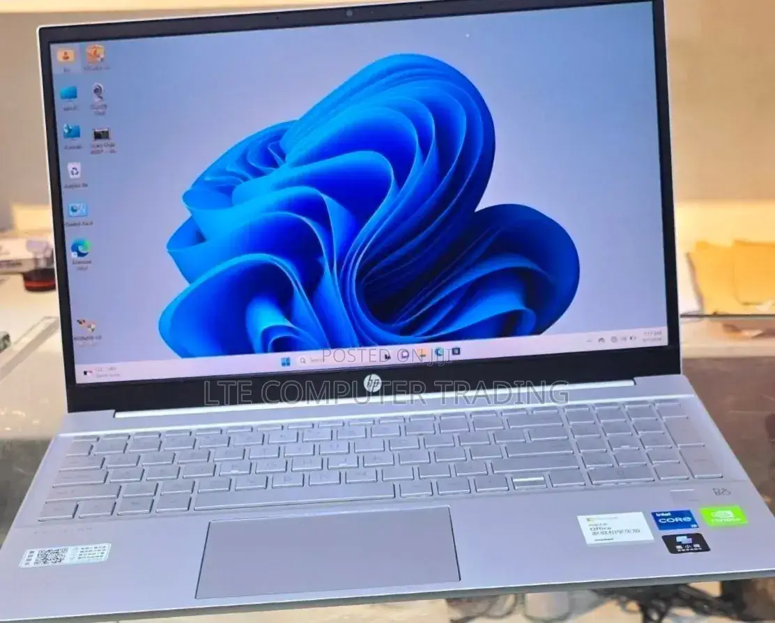 New Laptop HP Pavilion 15 16GB Intel Core i5 SSD 512GB