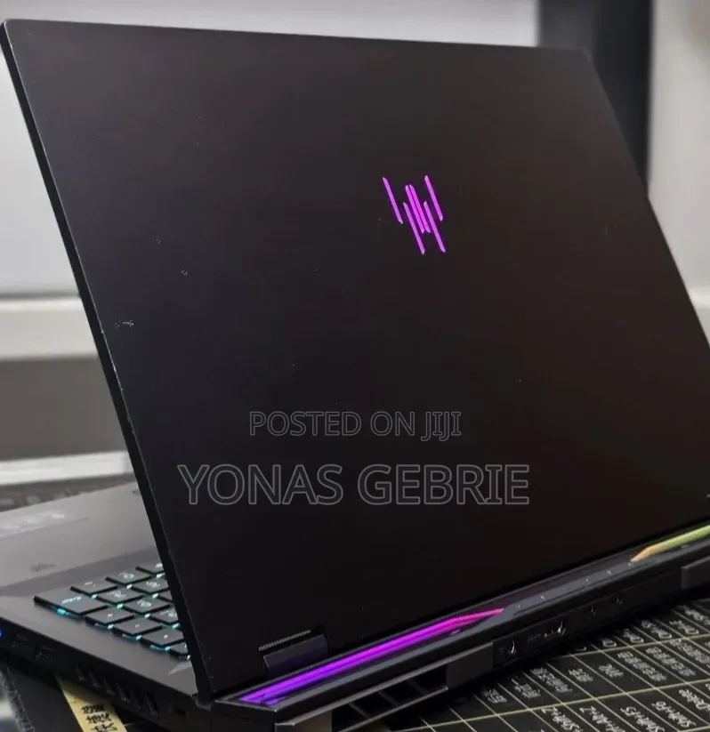 New Laptop Acer Predator Helios 16 32GB Intel Core i9 SSD 1T