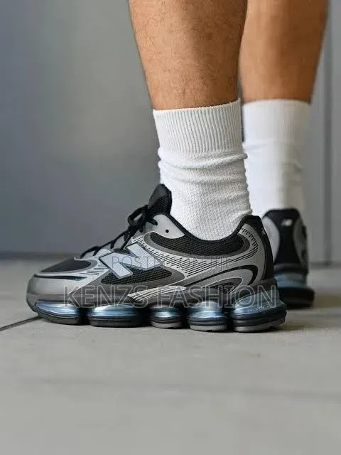 Limited Stock - New Balance Abzorb 2000