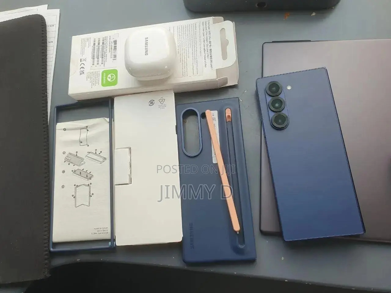 New Samsung Galaxy Z Fold6 256 GB Blue