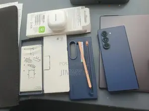 New Samsung Galaxy Z Fold6 256 GB Blue