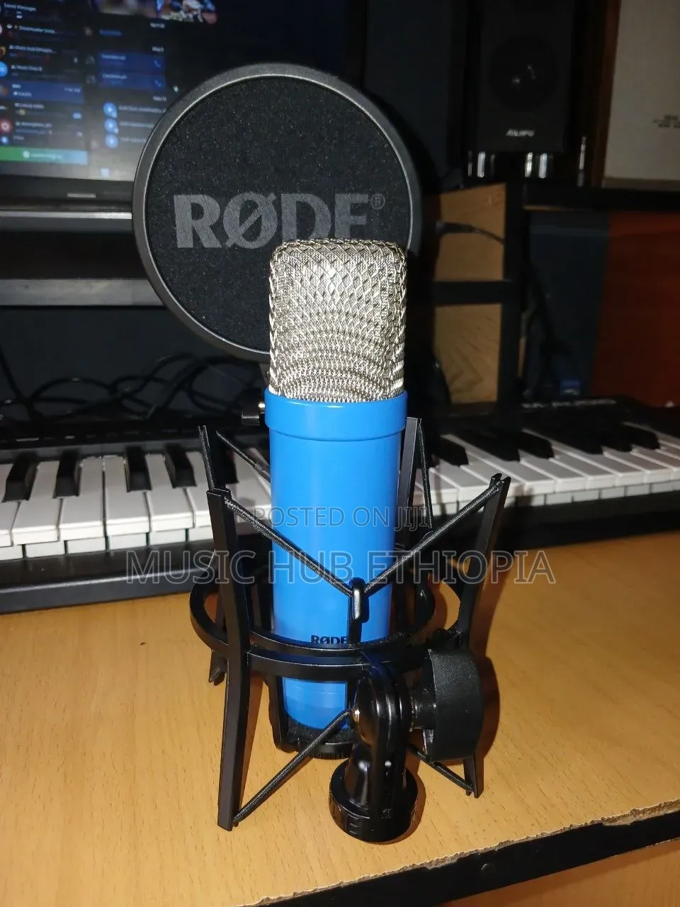 Røde Nt1 Signature Series Studio Condenser Microphone