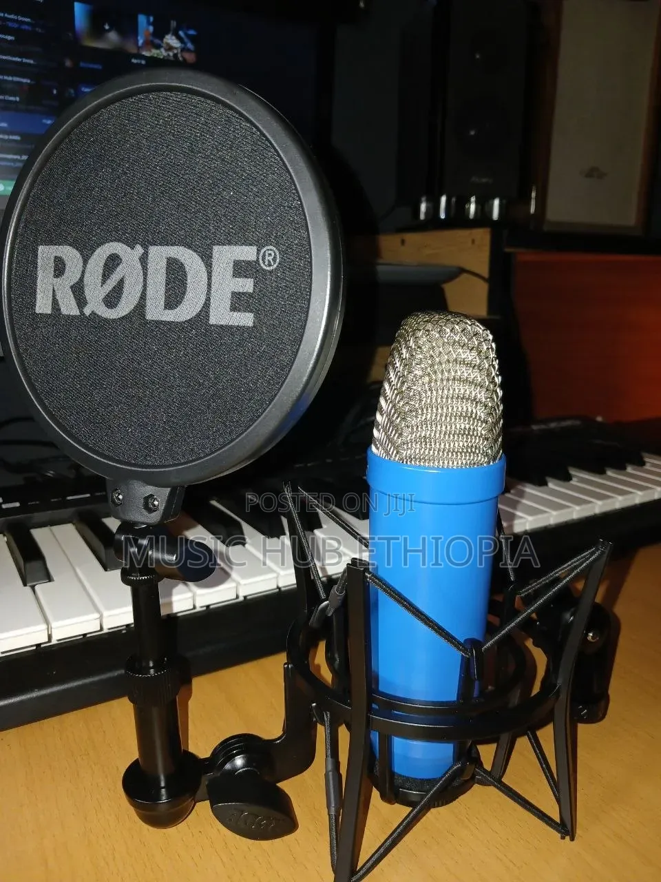 Røde Nt1 Signature Series Studio Condenser Microphone