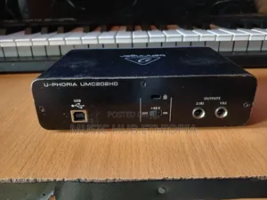 Behringer U-Phoria Umc202hd