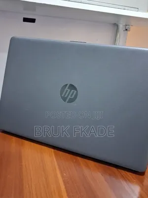 New Laptop HP 250 G7 8GB Intel Core i7 SSD 256GB