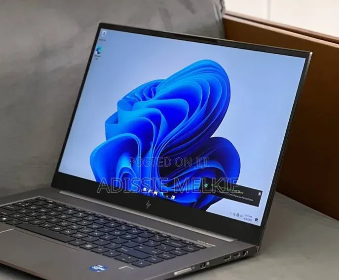 New Laptop HP ZBook 14 16GB Intel Core i7 SSD 512GB
