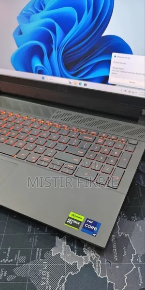 New Laptop Dell G15 5511 16GB Intel Core i7 SSD 512GB