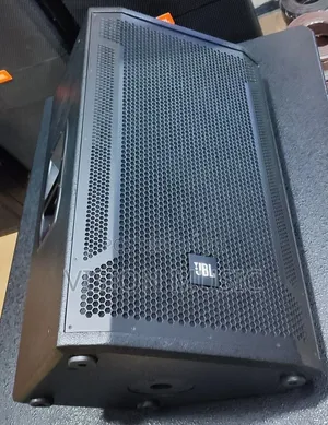 JBL Powered Monitor Speaker