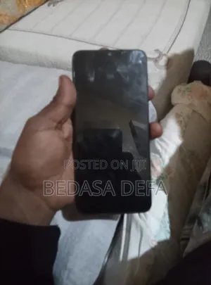 Itel A60 32 GB Silver
