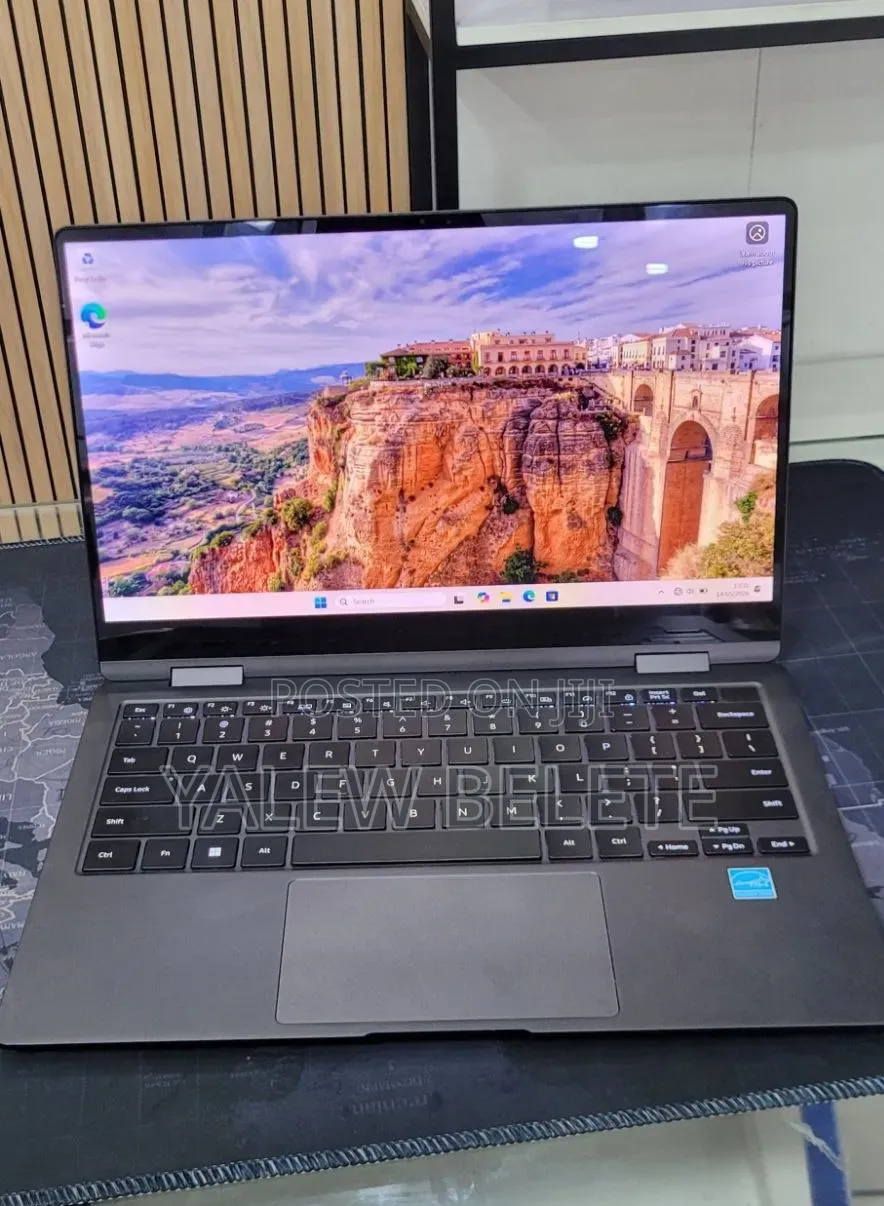 New Laptop Asus ROG Zephyrus G15 16GB AMD Ryzen 7 SSD 512GB