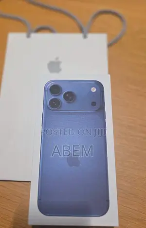 New Apple iPhone 17 Pro Max 256 GB Blue